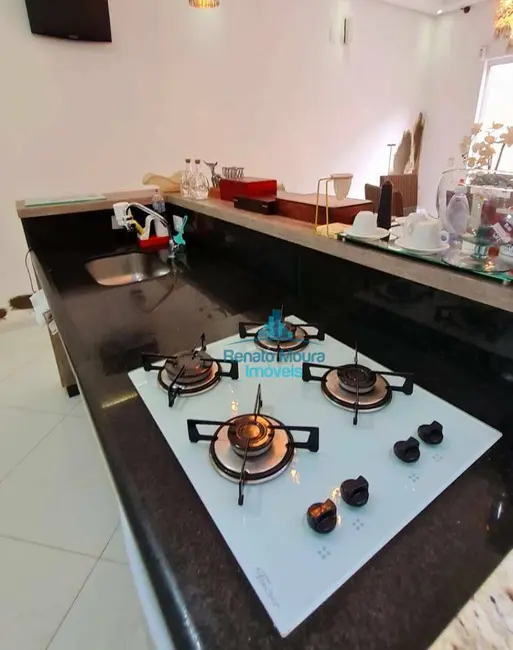 Sobrado com 3 quartos à venda, 152m2 em Jardim Leocádia, Sorocaba - SP - imagem 6 Foto 6 de Sobrado com 3 quartos à venda, 152m2 em Jardim Leocádia, Sorocaba - SP