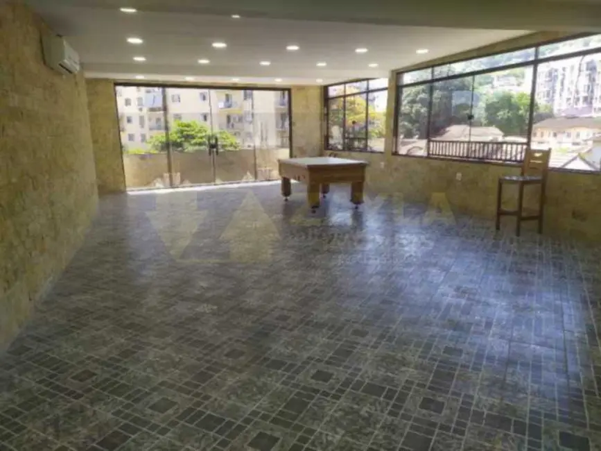 Foto 3 de Casa com 4 quartos à venda, 320m2 em Rio De Janeiro - RJ