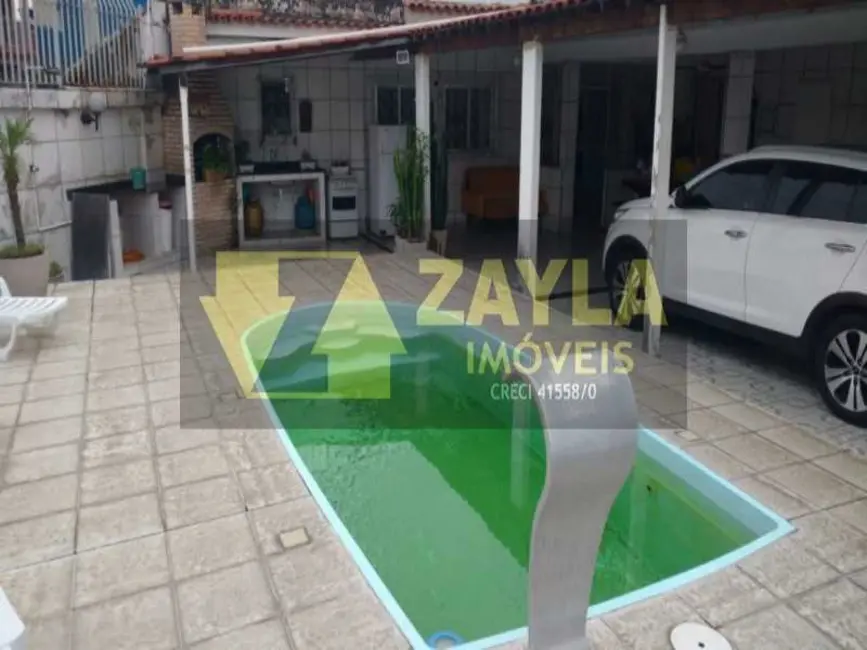 Foto 3 de Casa com 4 quartos à venda, 450m2 em Rio De Janeiro - RJ