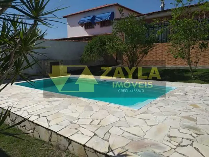 Foto 1 de Casa com 2 quartos à venda, 100m2 em Marica - RJ