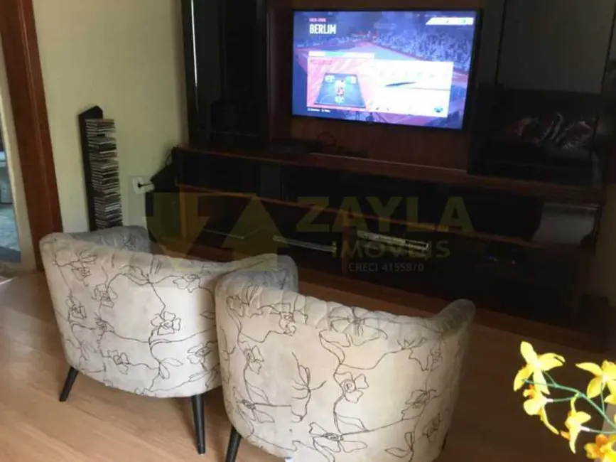 Foto 6 de Casa com 4 quartos à venda, 250m2 em Rio De Janeiro - RJ