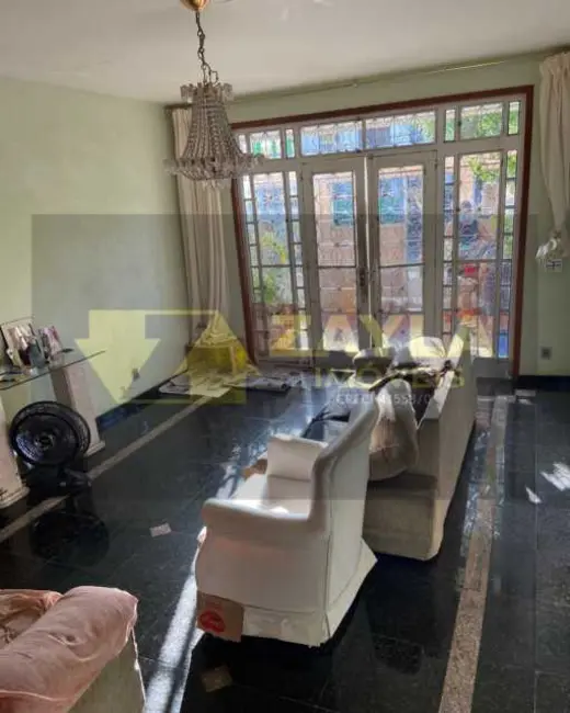 Casa com 3 quartos à venda, 384m2 em Rio De Janeiro - RJ - imagem 6 Foto 6 de Casa com 3 quartos à venda, 384m2 em Rio De Janeiro - RJ