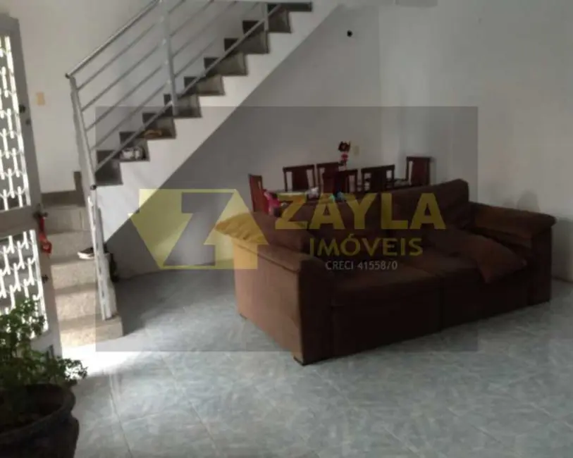 Foto 2 de Casa de Vila com 3 quartos à venda, 300m2 em Rio De Janeiro - RJ