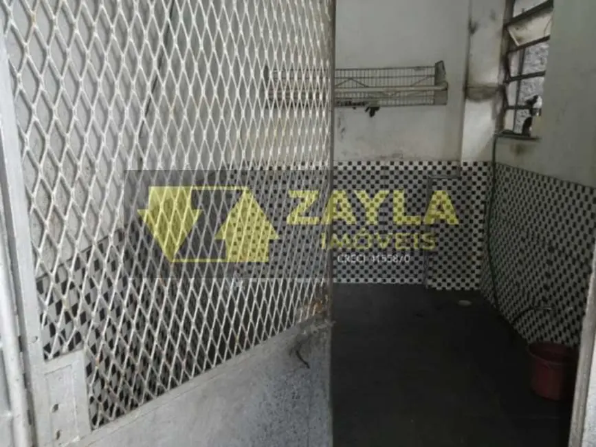 Foto 4 de Armazém / Galpão à venda, 1740m2 em Rio De Janeiro - RJ