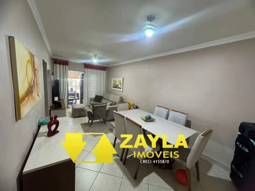 Casa com 2 quartos à venda, 90m2 em Rio De Janeiro - RJ - imagem 2 Foto 2 de Casa com 2 quartos à venda, 90m2 em Rio De Janeiro - RJ