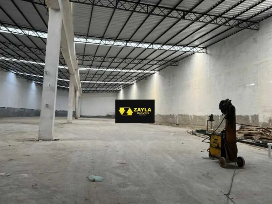 Armazém / Galpão para alugar, 1250m2 em Rio De Janeiro - RJ - imagem 4 Foto 4 de Armazém / Galpão para alugar, 1250m2 em Rio De Janeiro - RJ
