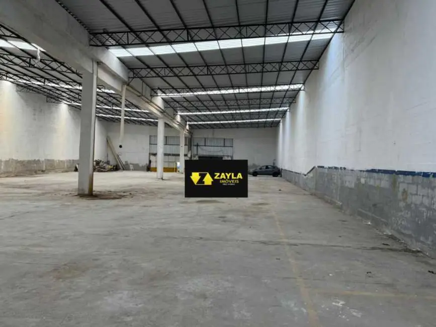 Armazém / Galpão para alugar, 1250m2 em Rio De Janeiro - RJ - imagem 5 Foto 5 de Armazém / Galpão para alugar, 1250m2 em Rio De Janeiro - RJ