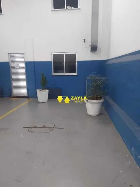 Armazém / Galpão à venda, 140m2 em Rio De Janeiro - RJ - imagem 5 Foto 5 de Armazém / Galpão à venda, 140m2 em Rio De Janeiro - RJ