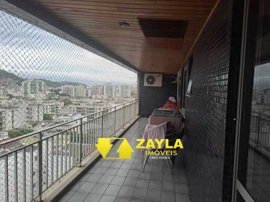 Apartamento com 2 quartos à venda, 109m2 em Rio De Janeiro - RJ - imagem 5 Foto 5 de Apartamento com 2 quartos à venda, 109m2 em Rio De Janeiro - RJ