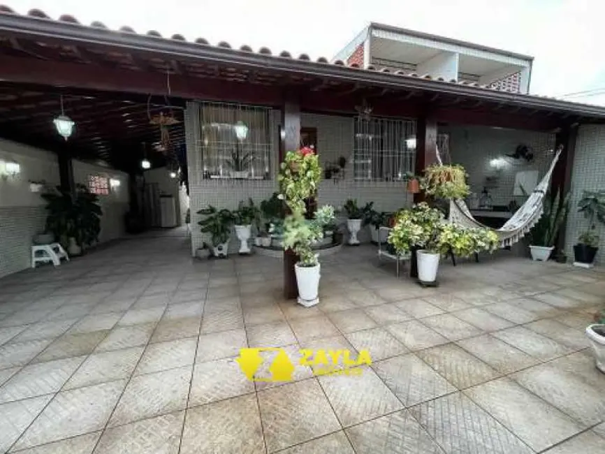 Foto 2 de Casa com 4 quartos à venda, 208m2 em Rio De Janeiro - RJ