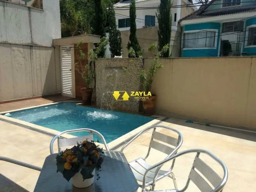 Foto 1 de Casa de Condomínio com 3 quartos à venda, 330m2 em Rio De Janeiro - RJ