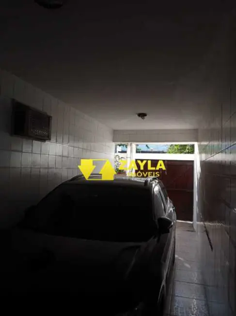 Casa com 4 quartos à venda, 389m2 em Rio De Janeiro - RJ - imagem 3 Foto 3 de Casa com 4 quartos à venda, 389m2 em Rio De Janeiro - RJ