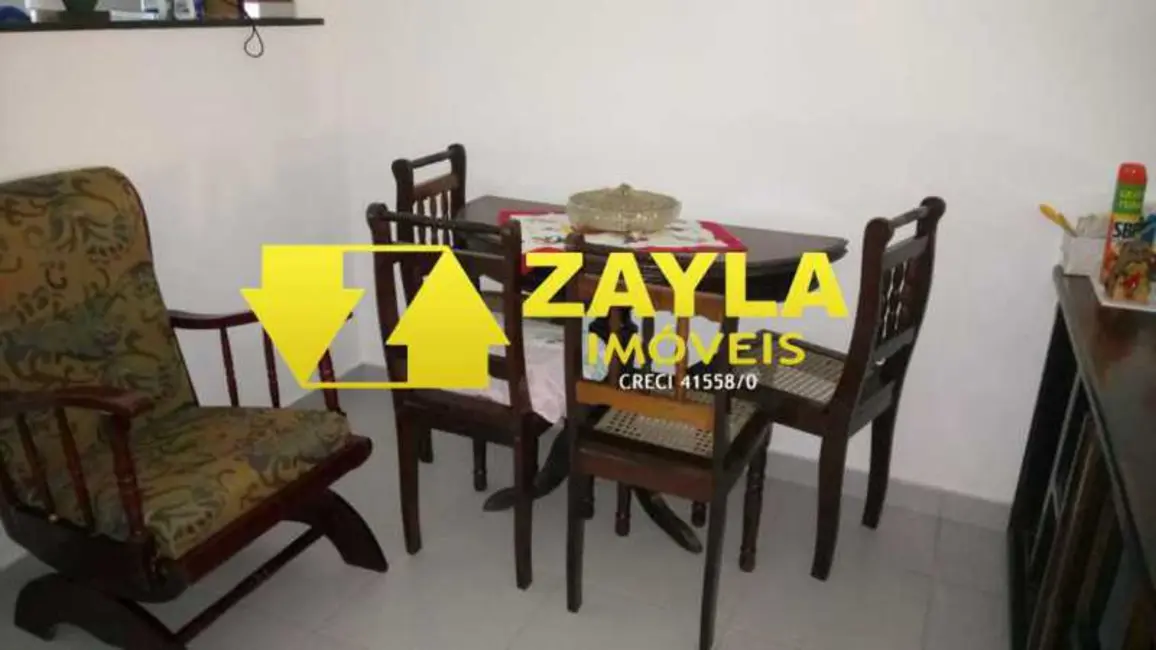 Foto 3 de Casa de Condomínio com 4 quartos à venda, 400m2 em Araruama - RJ