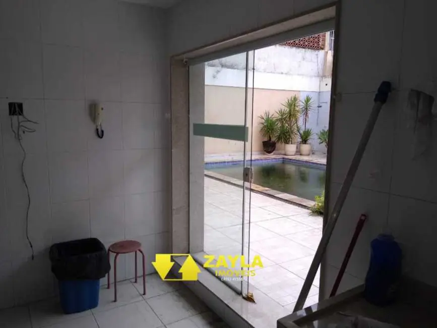 Casa com 6 quartos à venda, 567m2 em Rio De Janeiro - RJ - imagem 7 Foto 7 de Casa com 6 quartos à venda, 567m2 em Rio De Janeiro - RJ