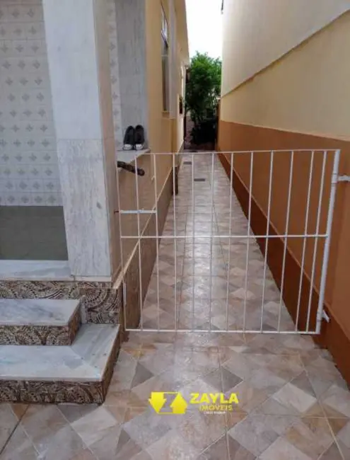 Foto 3 de Casa com 3 quartos à venda, 105m2 em Sao Goncalo - RJ