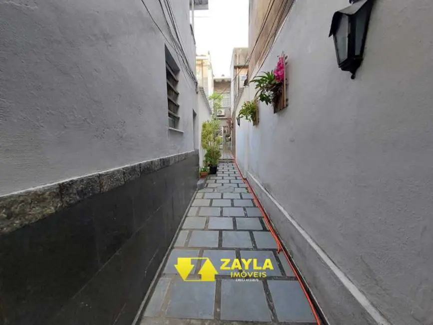 Casa com 4 quartos à venda, 134m2 em Rio De Janeiro - RJ - imagem 4 Foto 4 de Casa com 4 quartos à venda, 134m2 em Rio De Janeiro - RJ