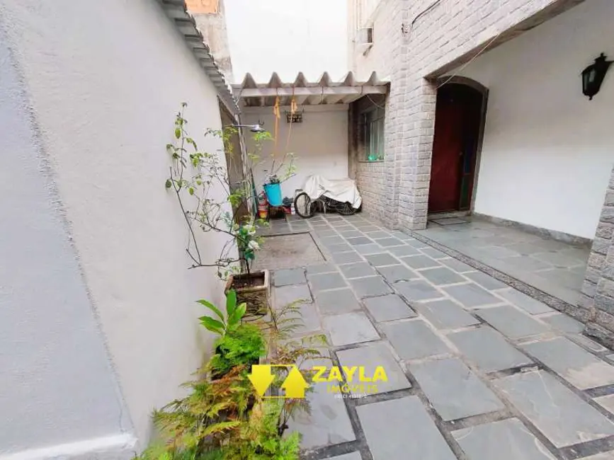Foto 1 de Casa com 4 quartos à venda, 134m2 em Rio De Janeiro - RJ