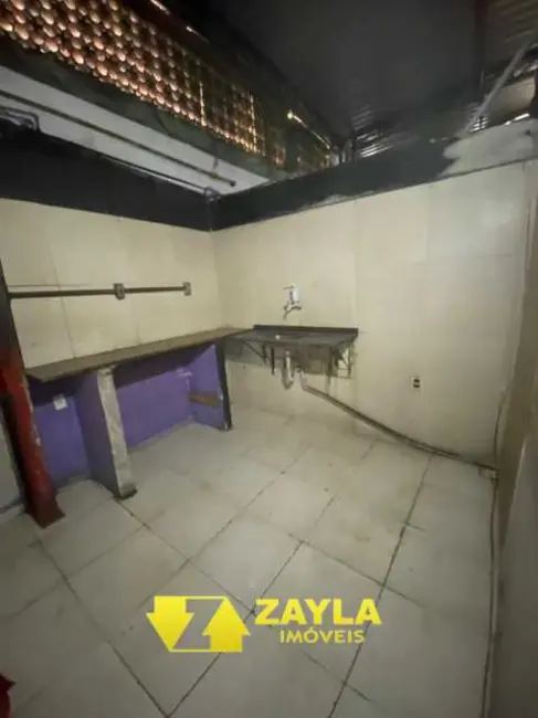 Armazém / Galpão para alugar, 285m2 em Rio De Janeiro - RJ - imagem 9 Foto 9 de Armazém / Galpão para alugar, 285m2 em Rio De Janeiro - RJ