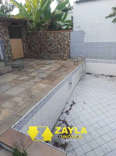 Foto 2 de Casa com 7 quartos à venda, 360m2 em Sao Goncalo - RJ