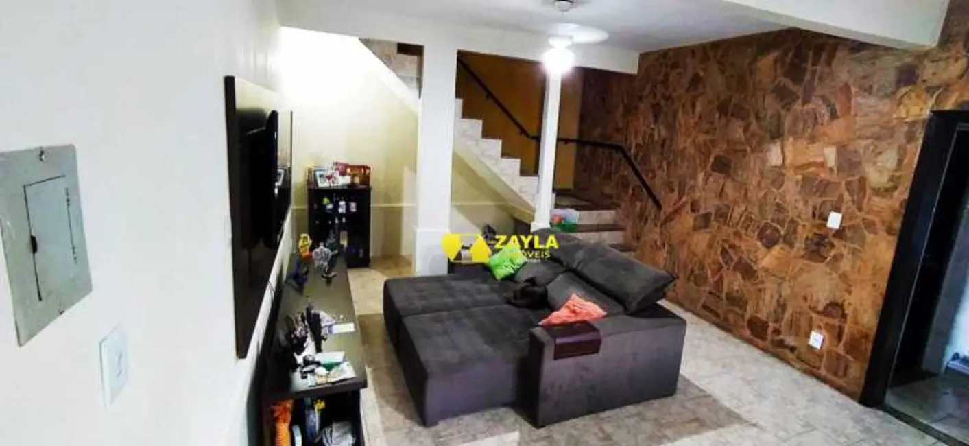 Casa com 3 quartos à venda, 211m2 em Rio De Janeiro - RJ - imagem 1 Foto 1 de Casa com 3 quartos à venda, 211m2 em Rio De Janeiro - RJ