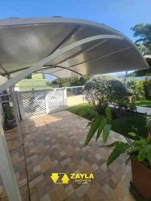 Casa com 3 quartos à venda em Marica - RJ - imagem 4 Foto 4 de Casa com 3 quartos à venda em Marica - RJ