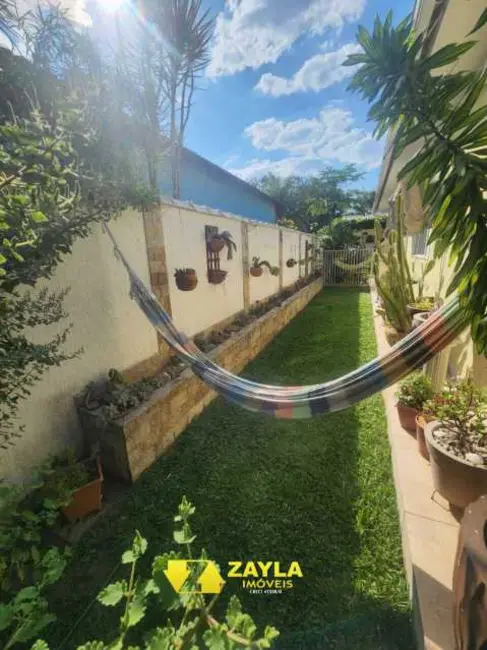 Casa com 3 quartos à venda em Marica - RJ - imagem 3 Foto 3 de Casa com 3 quartos à venda em Marica - RJ