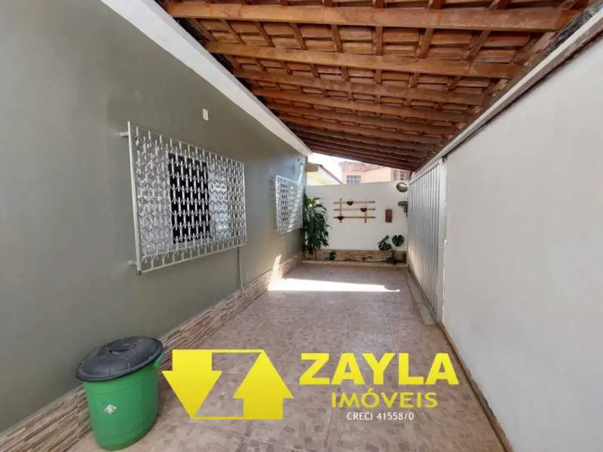 Foto 1 de Casa de Condomínio com 4 quartos à venda, 330m2 em Rio De Janeiro - RJ