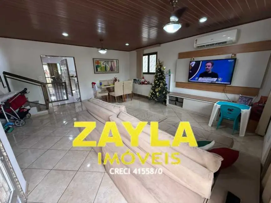 Foto 4 de Casa com 3 quartos à venda, 275m2 em Rio De Janeiro - RJ