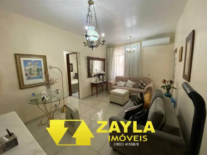 Foto 2 de Casa com 2 quartos à venda, 215m2 em Rio De Janeiro - RJ