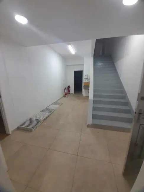 Sala Comercial à venda, 200m2 em Rio De Janeiro - RJ - imagem 6 Foto 6 de Sala Comercial à venda, 200m2 em Rio De Janeiro - RJ