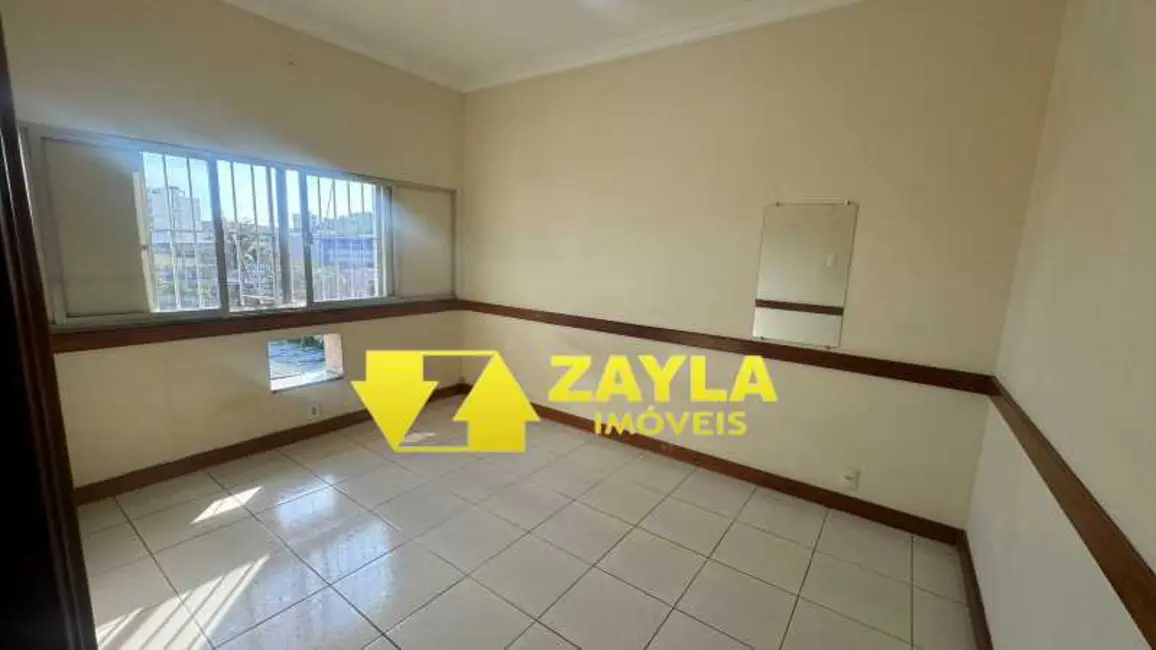 Foto 3 de Apartamento com 2 quartos para alugar, 76m2 em Duque De Caxias - RJ
