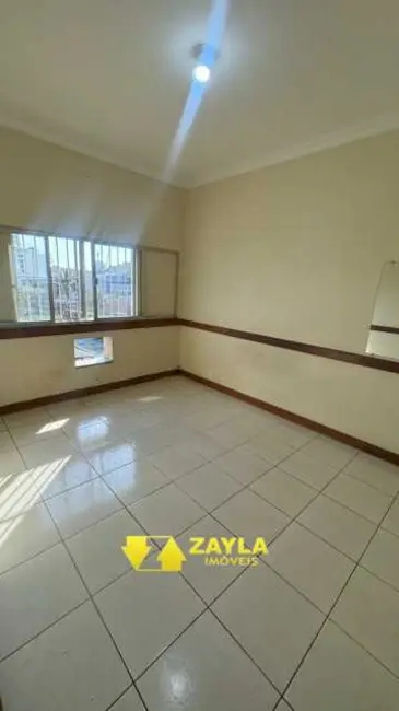 Foto 2 de Apartamento com 2 quartos para alugar, 76m2 em Duque De Caxias - RJ