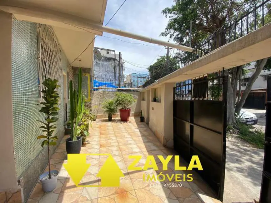 Foto 2 de Casa com 3 quartos à venda, 110m2 em Rio De Janeiro - RJ