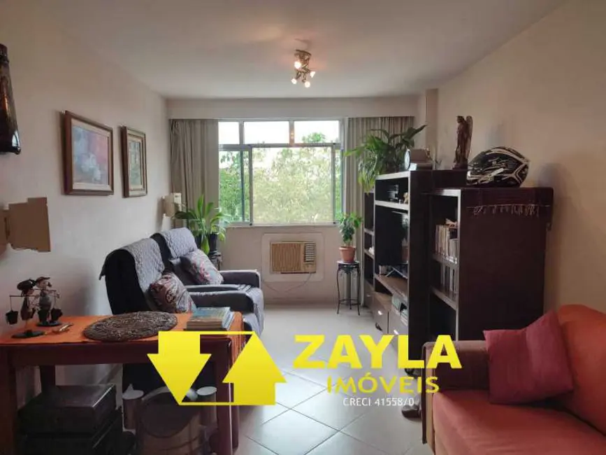 Foto 2 de Apartamento com 3 quartos à venda, 97m2 em Rio De Janeiro - RJ