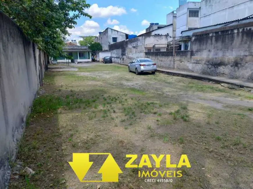 Foto 2 de Terreno / Lote à venda em Rio De Janeiro - RJ