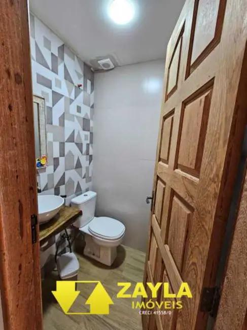Foto 6 de Casa com 2 quartos à venda, 150m2 em Sao Goncalo - RJ