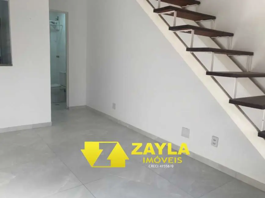 Foto 4 de Casa de Condomínio com 2 quartos à venda, 46m2 em Rio De Janeiro - RJ