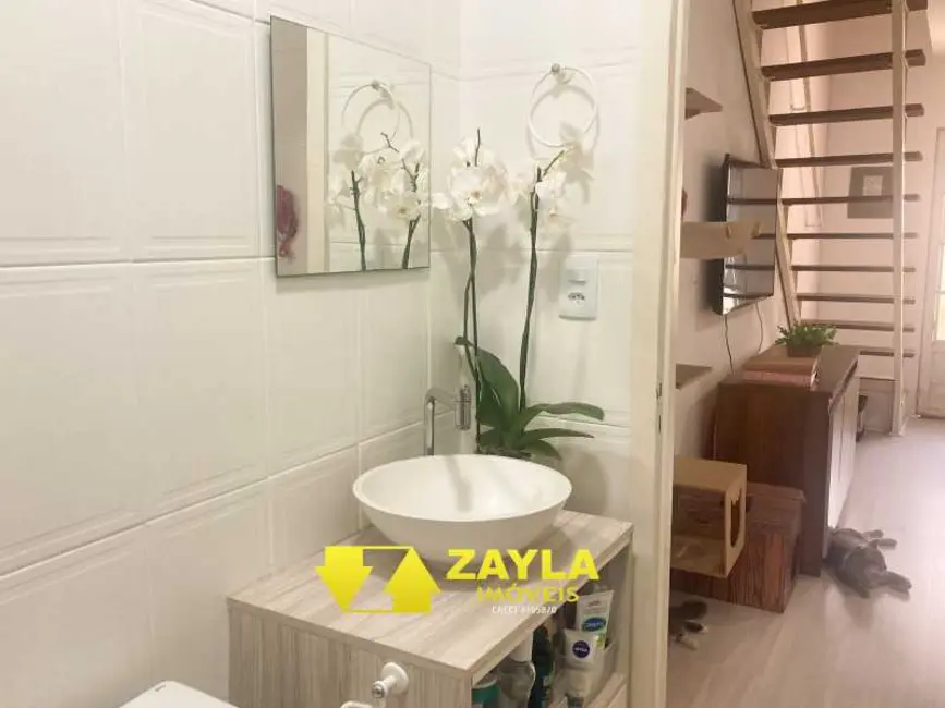 Foto 6 de Casa de Condomínio com 2 quartos à venda, 46m2 em Rio De Janeiro - RJ