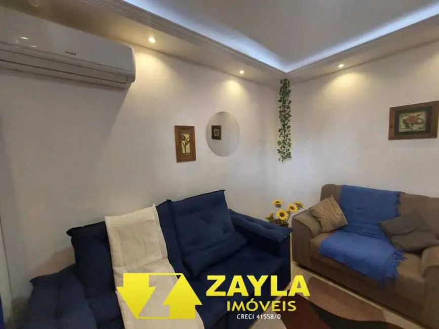 Foto 2 de Casa com 2 quartos à venda, 91m2 em Rio De Janeiro - RJ