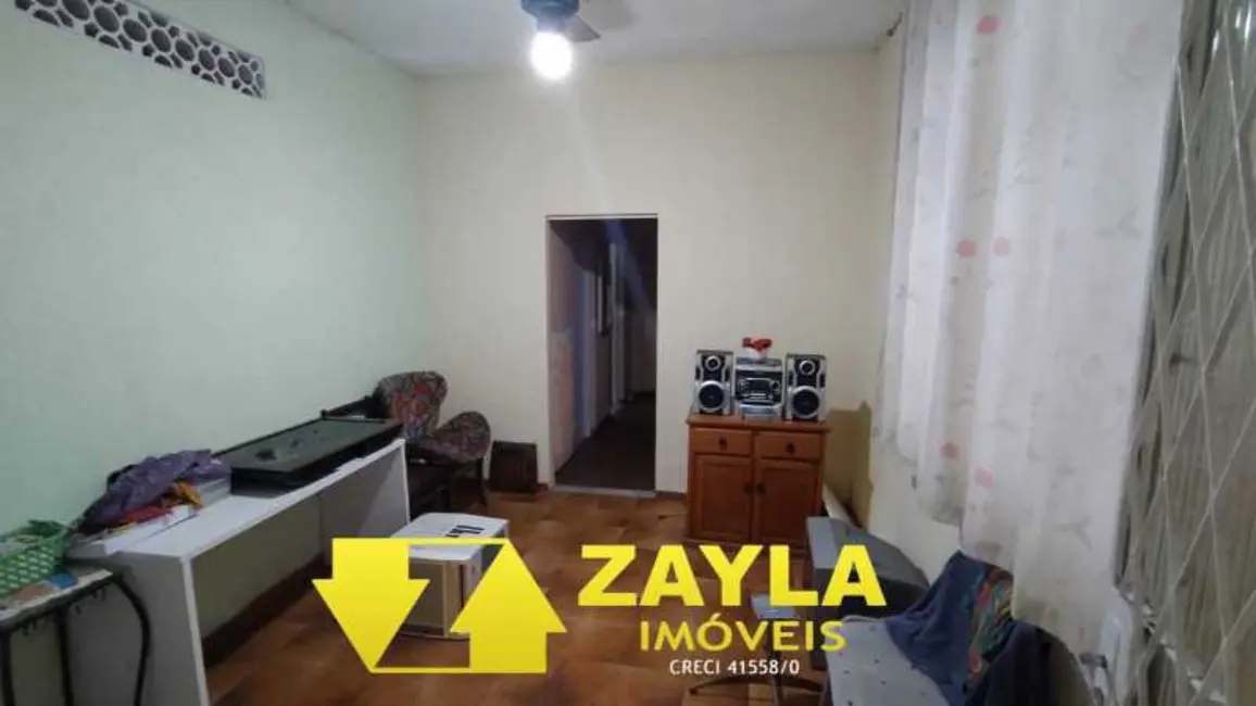 Casa com 5 quartos à venda, 240m2 em Rio De Janeiro - RJ - imagem 4 Foto 4 de Casa com 5 quartos à venda, 240m2 em Rio De Janeiro - RJ