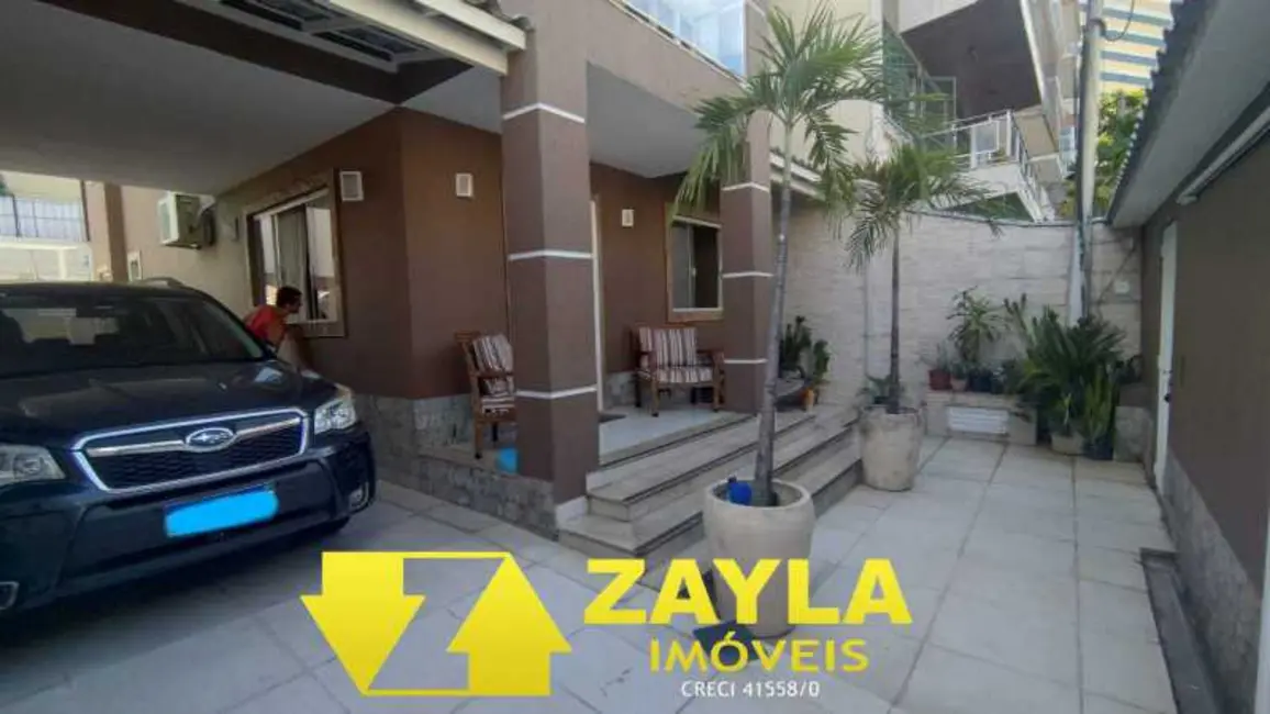 Foto 3 de Casa de Condomínio com 5 quartos à venda, 185m2 em Rio De Janeiro - RJ