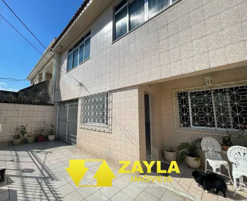 Casa de Condomínio com 5 quartos à venda, 345m2 em Rio De Janeiro - RJ - imagem 1 Foto 1 de Casa de Condomínio com 5 quartos à venda, 345m2 em Rio De Janeiro - RJ