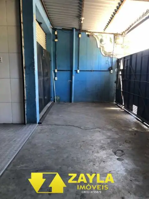 Armazém / Galpão à venda, 360m2 em Rio De Janeiro - RJ - imagem 2 Foto 2 de Armazém / Galpão à venda, 360m2 em Rio De Janeiro - RJ