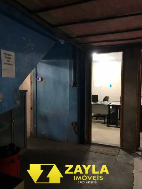 Armazém / Galpão à venda, 360m2 em Rio De Janeiro - RJ - imagem 6 Foto 6 de Armazém / Galpão à venda, 360m2 em Rio De Janeiro - RJ