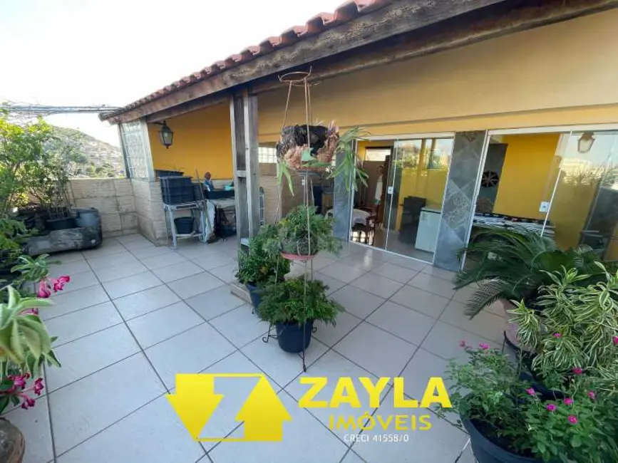 Foto 1 de Casa com 6 quartos à venda em Rio De Janeiro - RJ