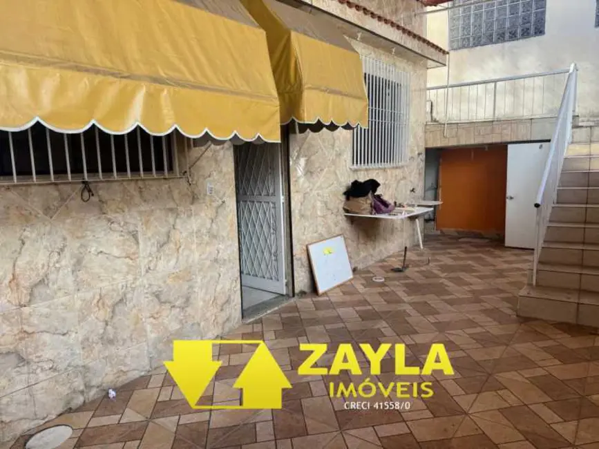 Foto 1 de Casa com 5 quartos à venda, 200m2 em Rio De Janeiro - RJ