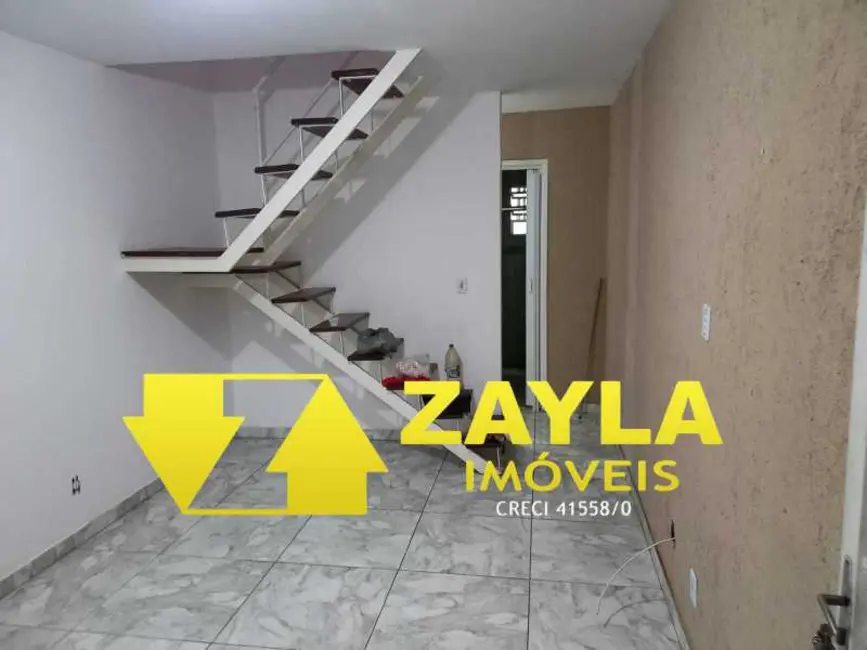 Foto 2 de Casa de Condomínio com 2 quartos à venda, 55m2 em Rio De Janeiro - RJ