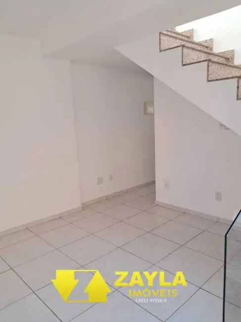 Foto 2 de Casa com 3 quartos à venda, 290m2 em Sao Goncalo - RJ
