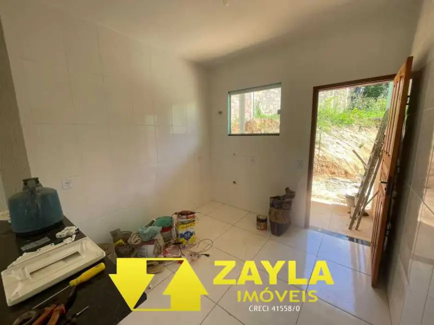 Foto 2 de Casa com 2 quartos à venda, 90m2 em Marica - RJ