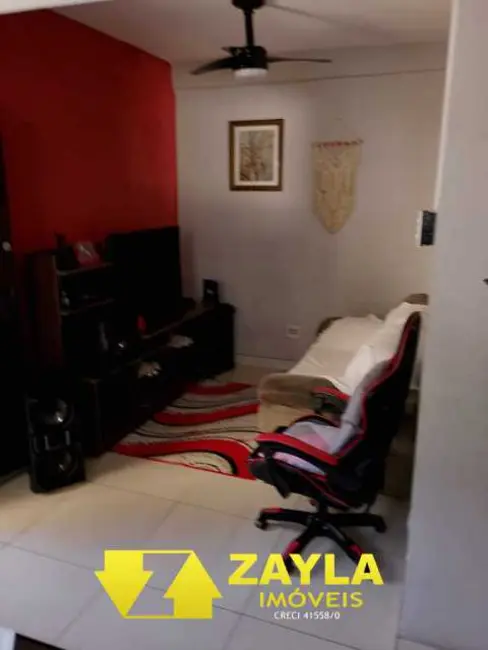 Foto 2 de Casa de Vila com 2 quartos à venda, 80m2 em Rio De Janeiro - RJ